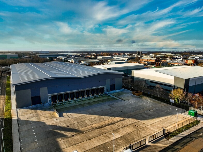 Acornfield Rd, Liverpool for lease - Building Photo - Image 1 of 8