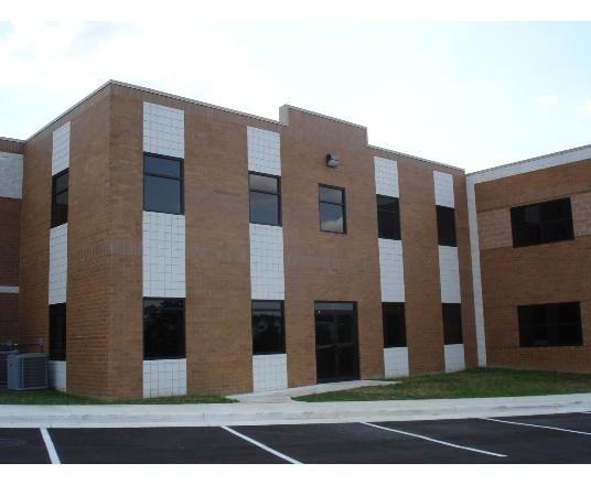 240-254 Airport Rd, Winchester, VA for sale - Building Photo - Image 2 of 19