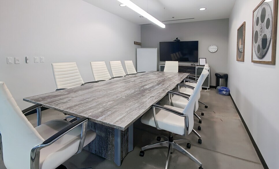 9131 Keele St, Vaughan, ON à louer - Photo intérieure - Image 3 de 20