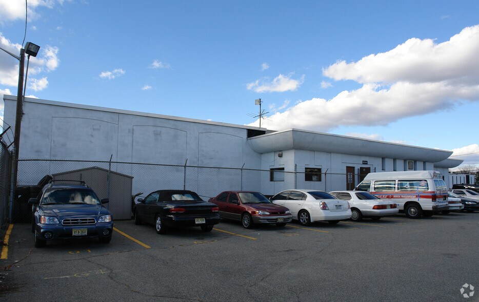 25 Andrews Dr, Woodland Park, NJ for lease - Building Photo - Image 3 of 5