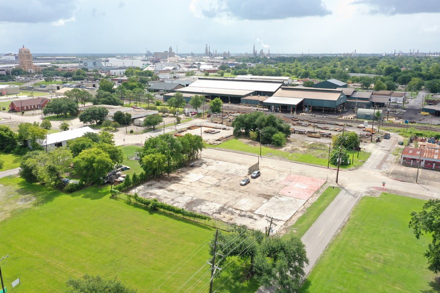 880 College St, Beaumont, TX for sale - Aerial - Image 1 of 1