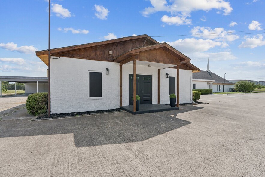 200 Carr Ln, Duncanville, TX à vendre - Photo du bâtiment - Image 2 de 21