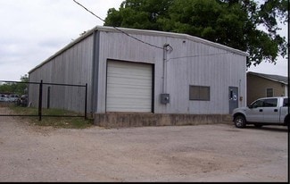Plus de détails pour 2101 Delante St, Haltom City, TX - Industriel à louer