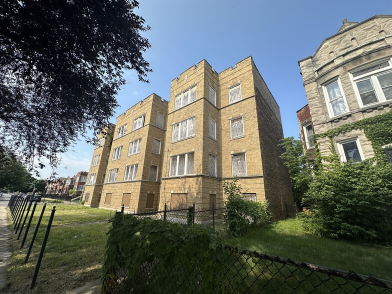 7250 S Emerald Ave, Chicago, IL for sale - Building Photo - Image 2 of 8