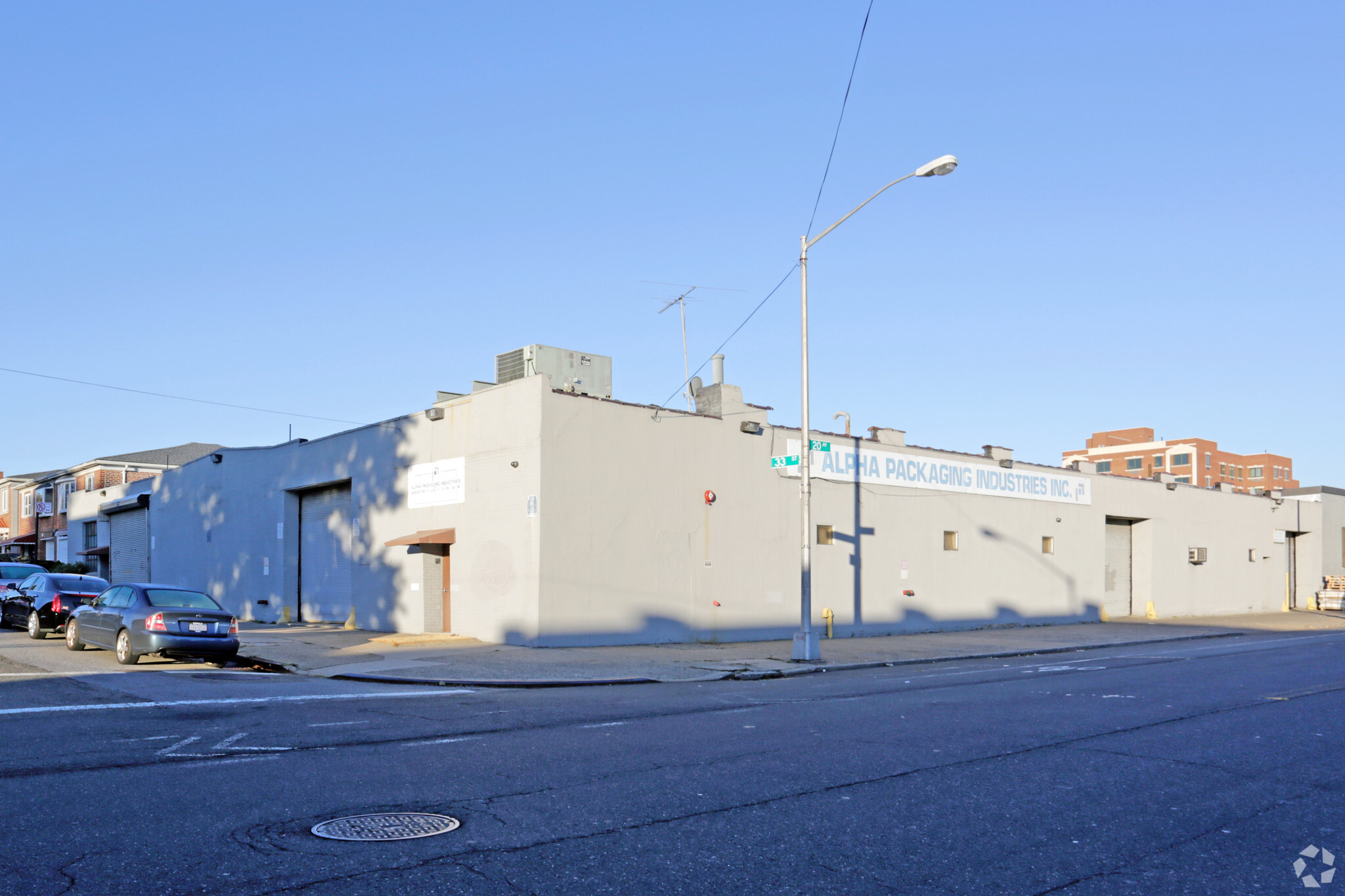 20-04 33rd St, Astoria, NY for sale Primary Photo- Image 1 of 1