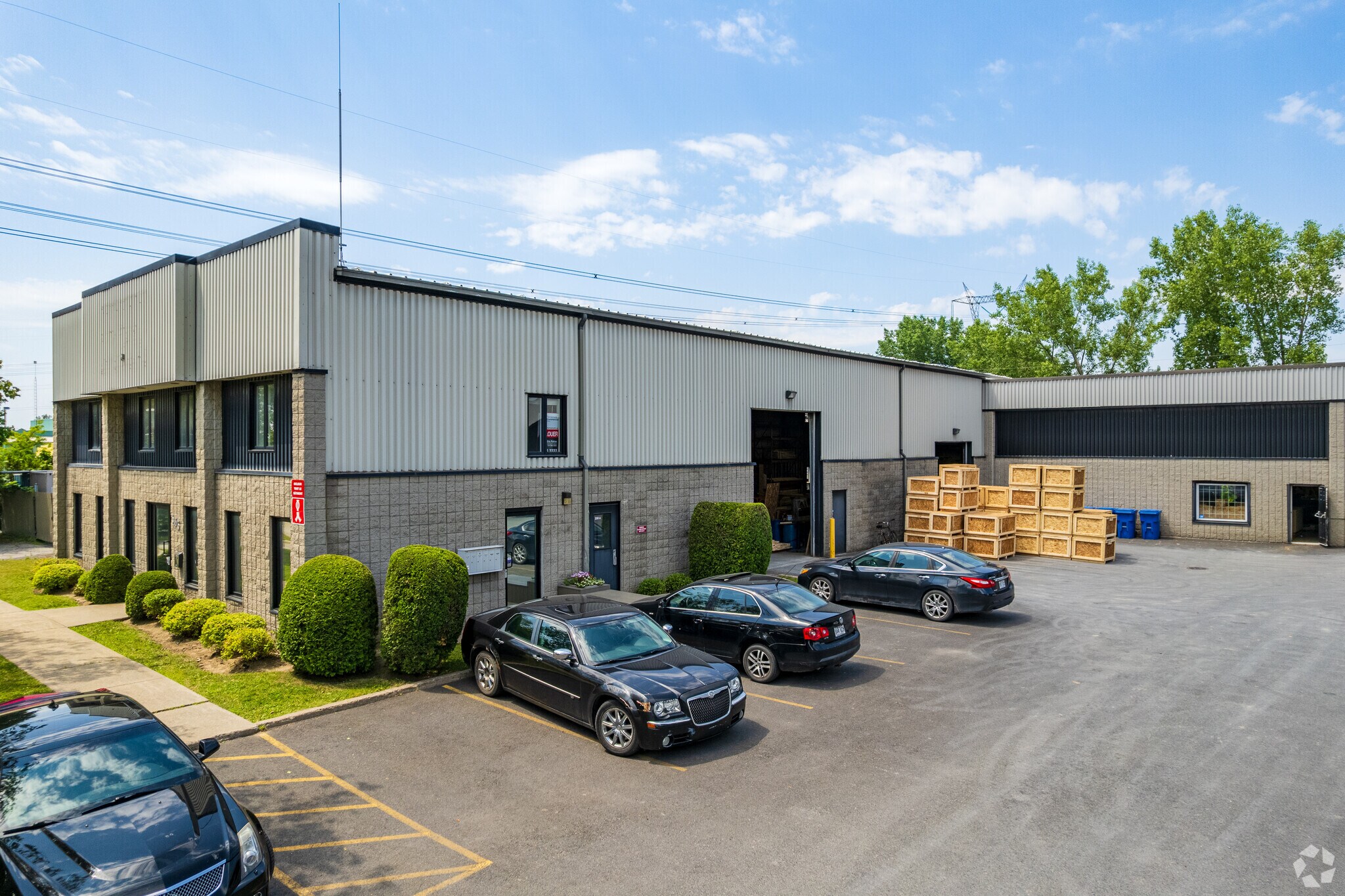 565 Rue Sagard, St-Bruno-de-Montarville, QC for lease Building Photo- Image 1 of 3