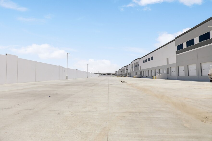 3600 Redlands Ave, Perris, CA for lease - Building Photo - Image 3 of 7