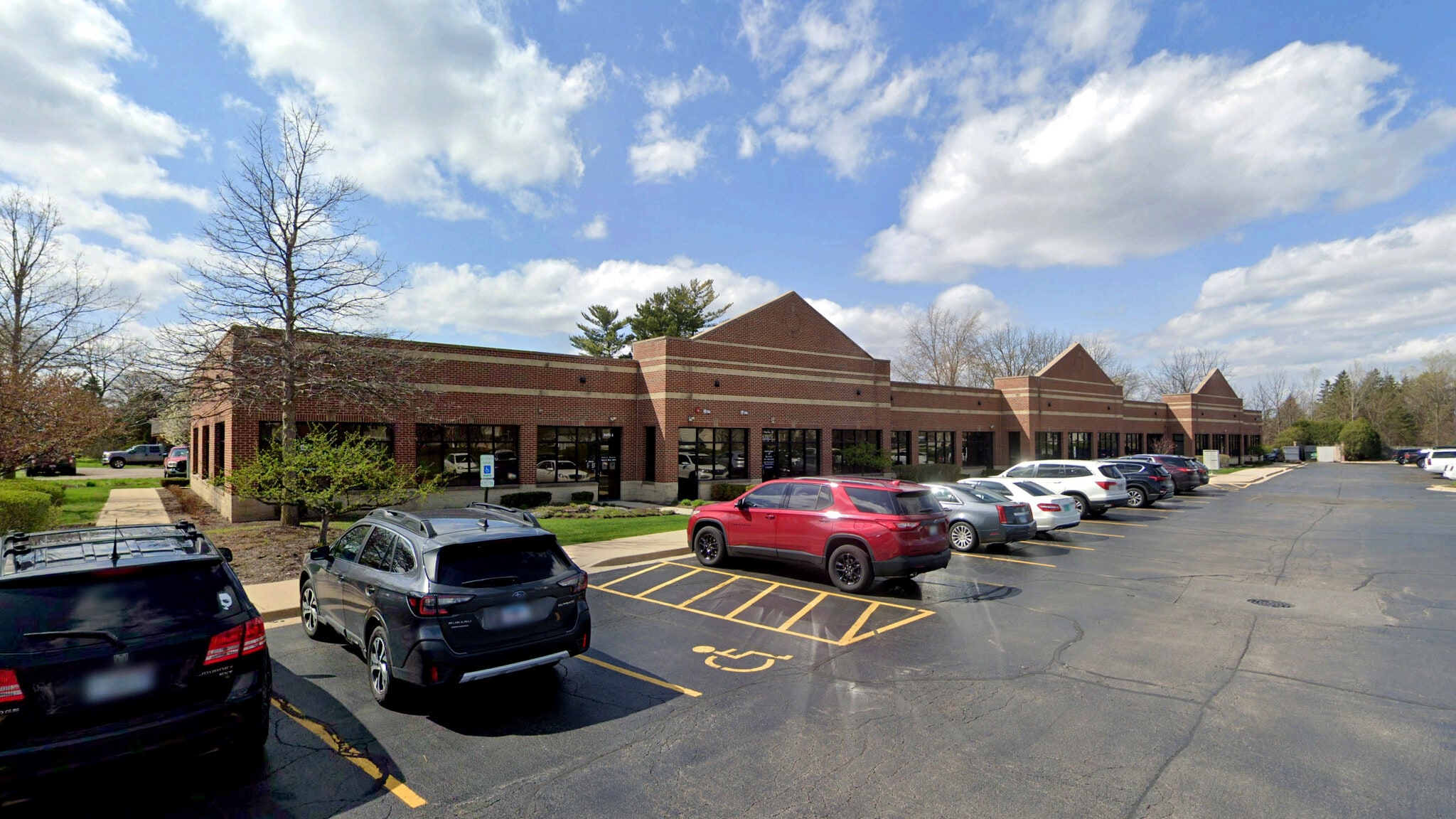 260 E Army Trail Rd, Bartlett, IL for lease Building Photo- Image 1 of 11