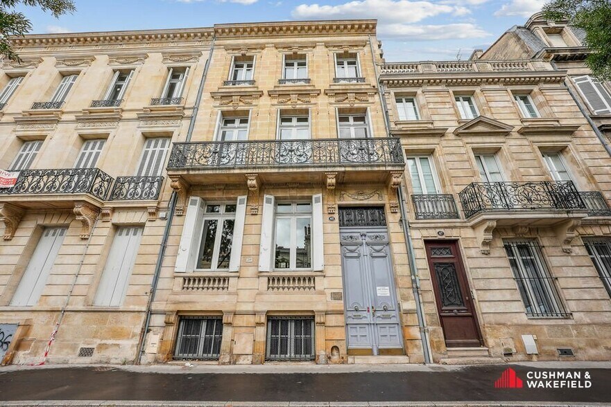Bureau dans Bordeaux à louer - Photo du bâtiment - Image 3 de 8