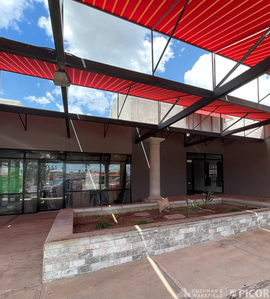 5541-5559 E Grant Rd, Tucson, AZ for lease - Building Photo - Image 2 of 2