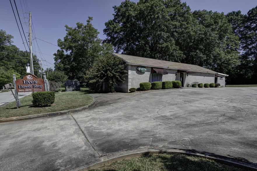 25 Strickland St, Fairburn, GA for sale - Building Photo - Image 1 of 13