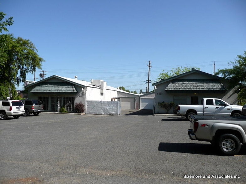 6211 Ross Ave, Carmichael, CA for sale - Building Photo - Image 2 of 8