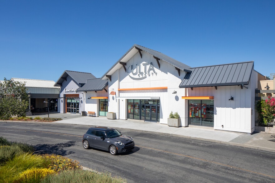 200-300 Vintage Way, Novato, CA for lease - Building Photo - Image 2 of 7