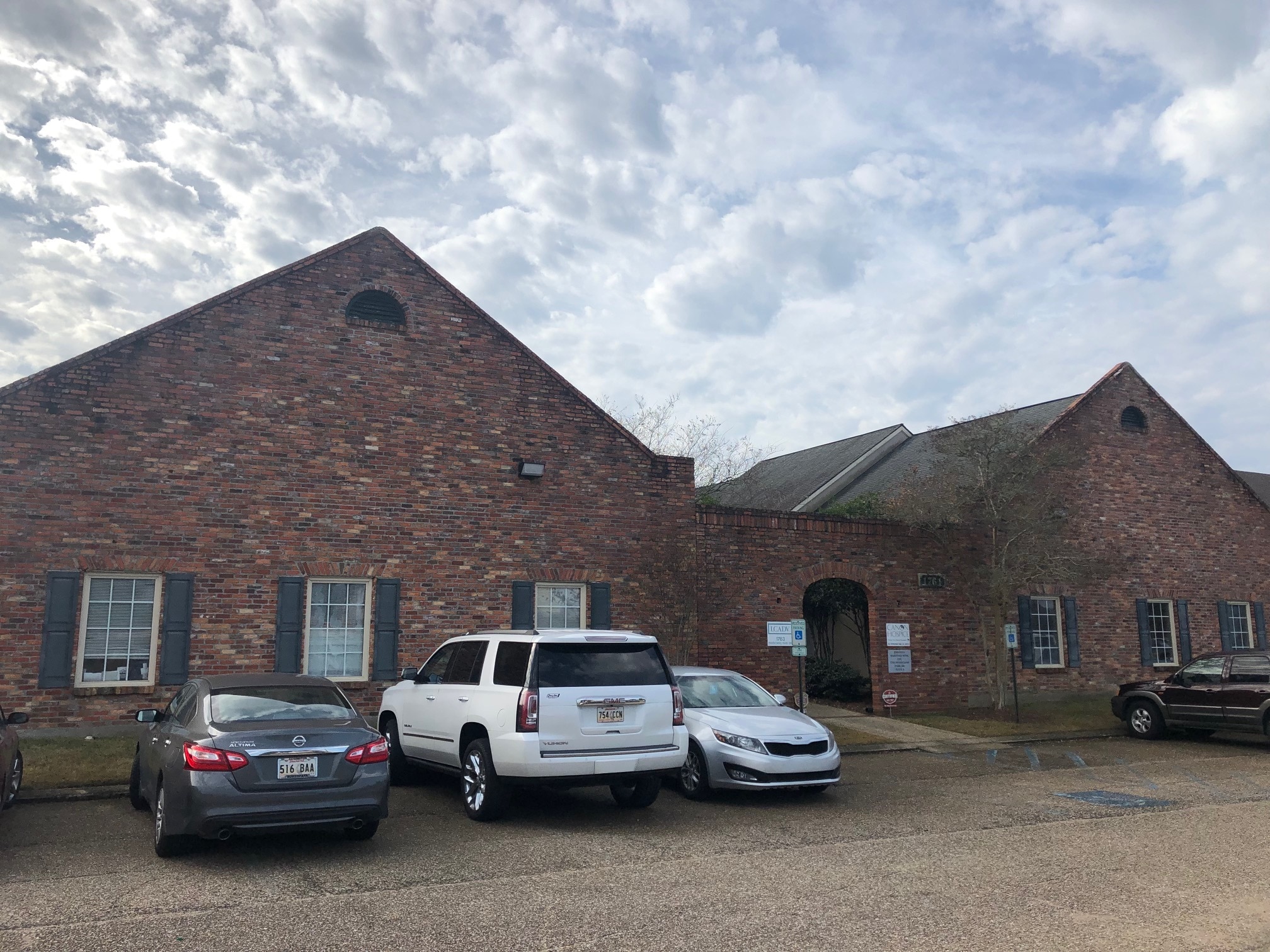 1761-1763 Physicians Park Dr, Baton Rouge, LA à louer Photo du bâtiment- Image 1 de 25