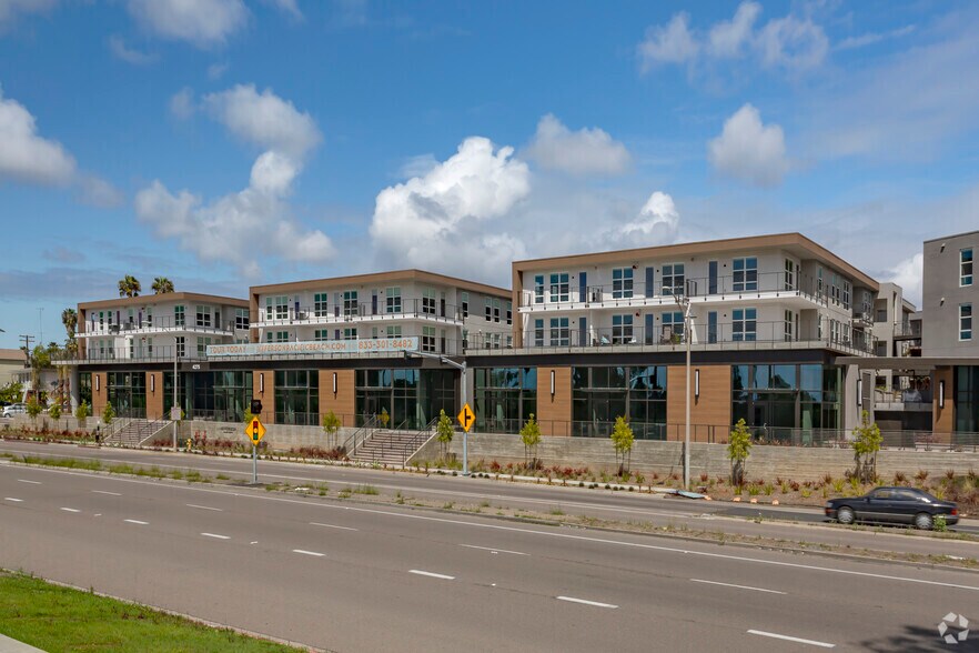 4275 Mission Bay Dr, San Diego, CA à louer - Photo du bâtiment - Image 2 de 11