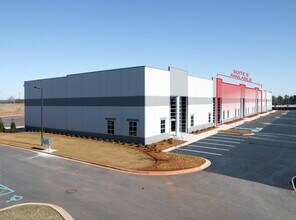 140 Congress Blvd, Duncan, SC for lease Building Photo- Image 1 of 11