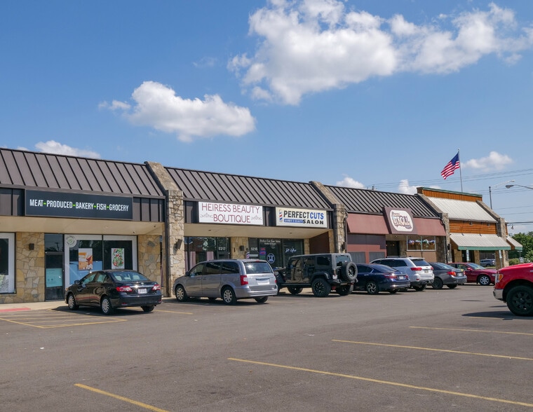 1440-1540 Bethel Rd, Columbus, OH à louer - Photo du bâtiment - Image 2 de 9