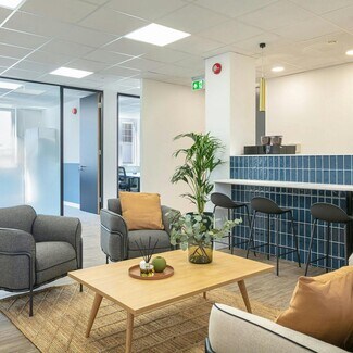Plus de détails pour 55A High St, Londres - Bureau à louer