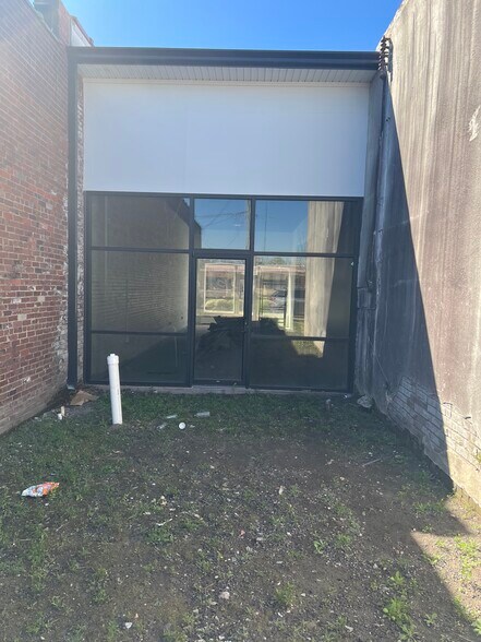 109 E Hale Ave, Osceola, AR à vendre - Photo du bâtiment - Image 2 de 8