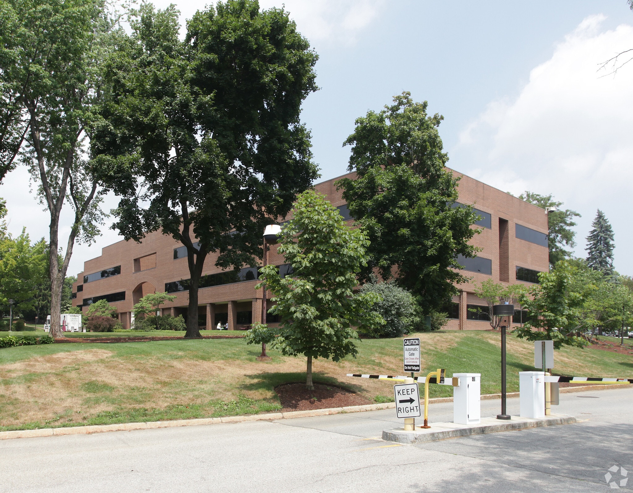 100 North Pky, Worcester, MA for lease Primary Photo- Image 1 of 3