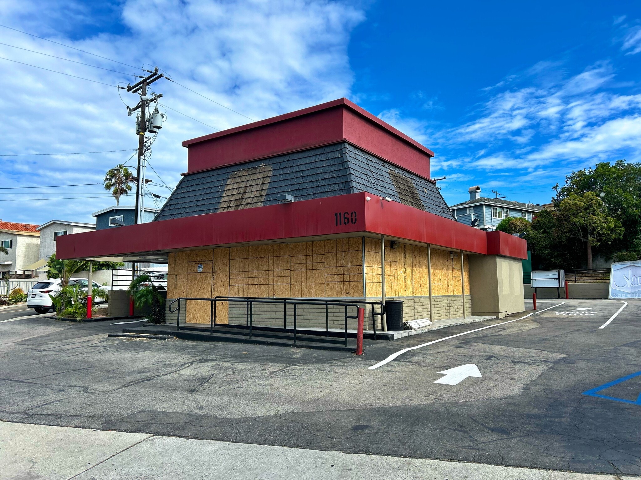 1160 Aviation Blvd, Hermosa Beach, CA for lease Interior Photo- Image 1 of 12