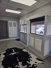 11001-11013 S Memorial Dr, Tulsa, OK for lease Interior Photo- Image 2 of 7