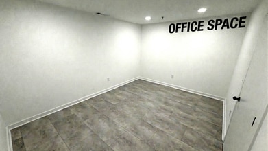 2501 Commerce Cir, Tarrant, AL for lease Interior Photo- Image 2 of 2