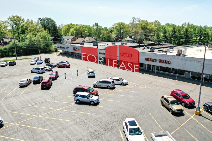 1900-2092 N Jefferson St, Huntington, IN for lease - Building Photo - Image 1 of 10