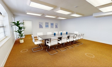 305 SE 2nd Ave, Gainesville, FL à louer Numérisation 3D de Matterport- Image 1 de 8