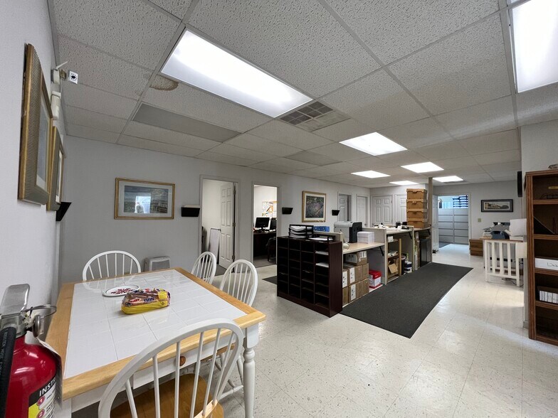 606 Front St, Georgetown, SC à louer - Photo du bâtiment - Image 3 de 6