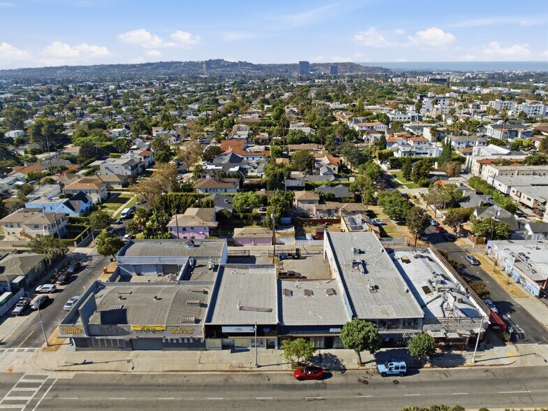 5768-5770 W Pico Blvd, Los Angeles, CA à vendre - Photo du bâtiment - Image 3 de 4
