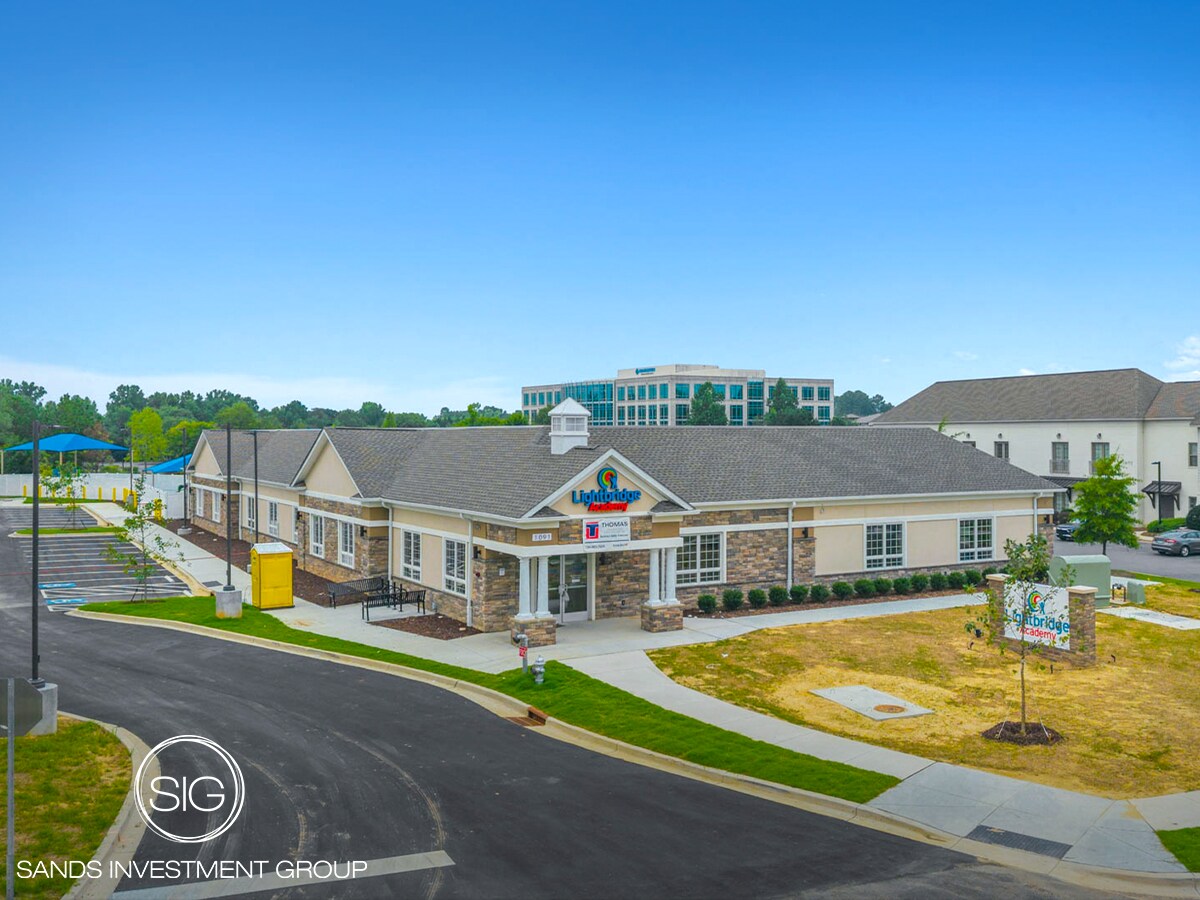 1099 Edgewater Pky, Indian Land, SC à vendre Photo du bâtiment- Image 1 de 6