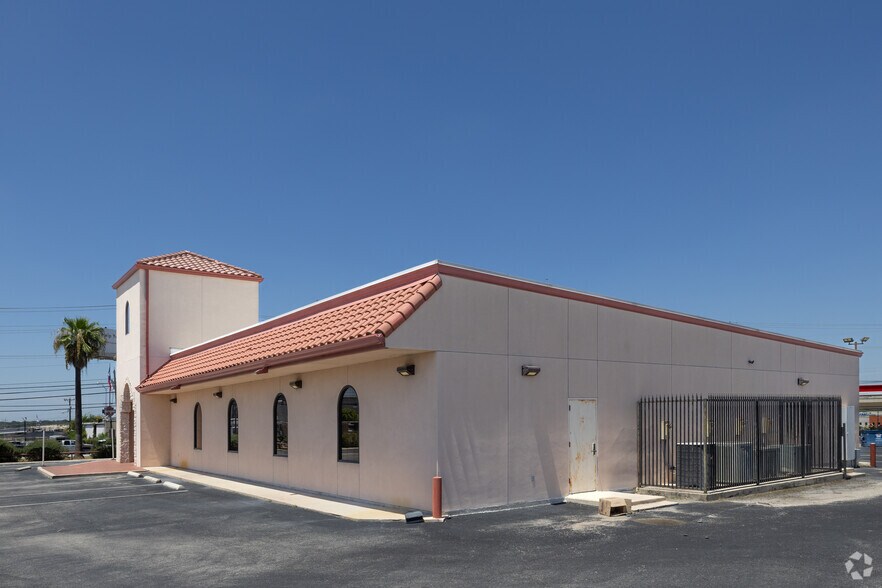 420 N Weidner Rd, San Antonio, TX à vendre - Photo du bâtiment - Image 2 de 15