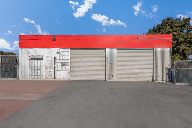 5500 International Blvd, Oakland, CA for sale - Building Photo - Image 1 of 19