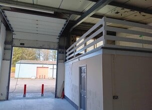 Crown Ave, Tredegar à louer Photo intérieure- Image 2 de 5