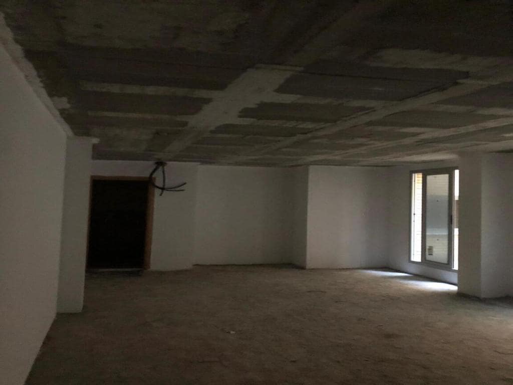 Sant Boi de Llobregat, BAR 08830 - Unit 01 - - Interior Photo - Image 2 of 4