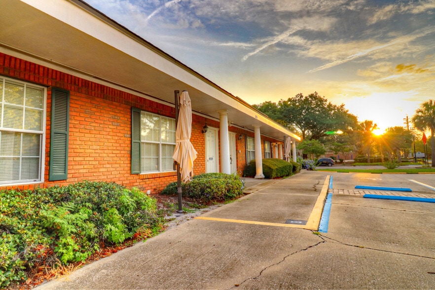 2715 Oak St, Jacksonville, FL for lease - Building Photo - Image 3 of 15