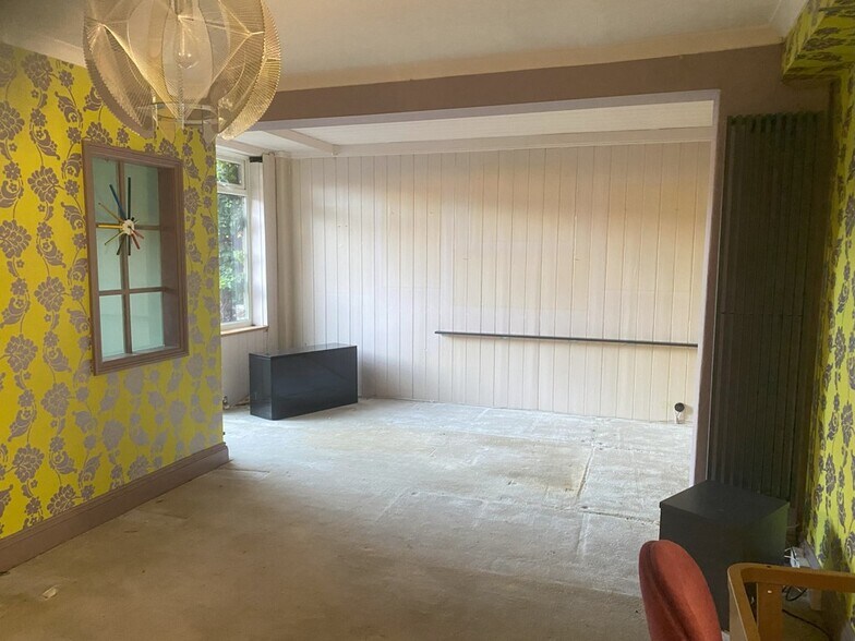 97 Howbury St, Bedford à vendre - Photo intérieure - Image 2 de 5