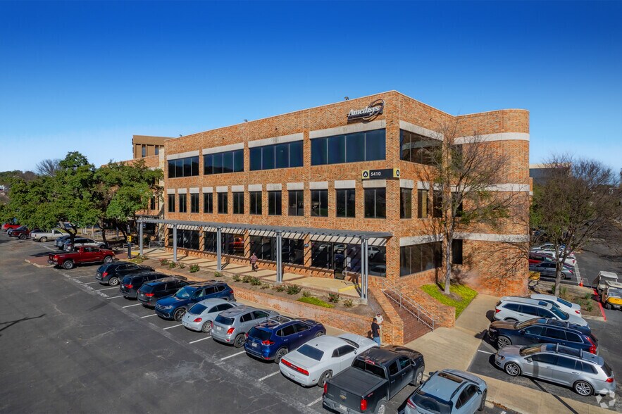 5410 Fredericksburg Rd, San Antonio, TX à louer - Photo du bâtiment - Image 1 de 8