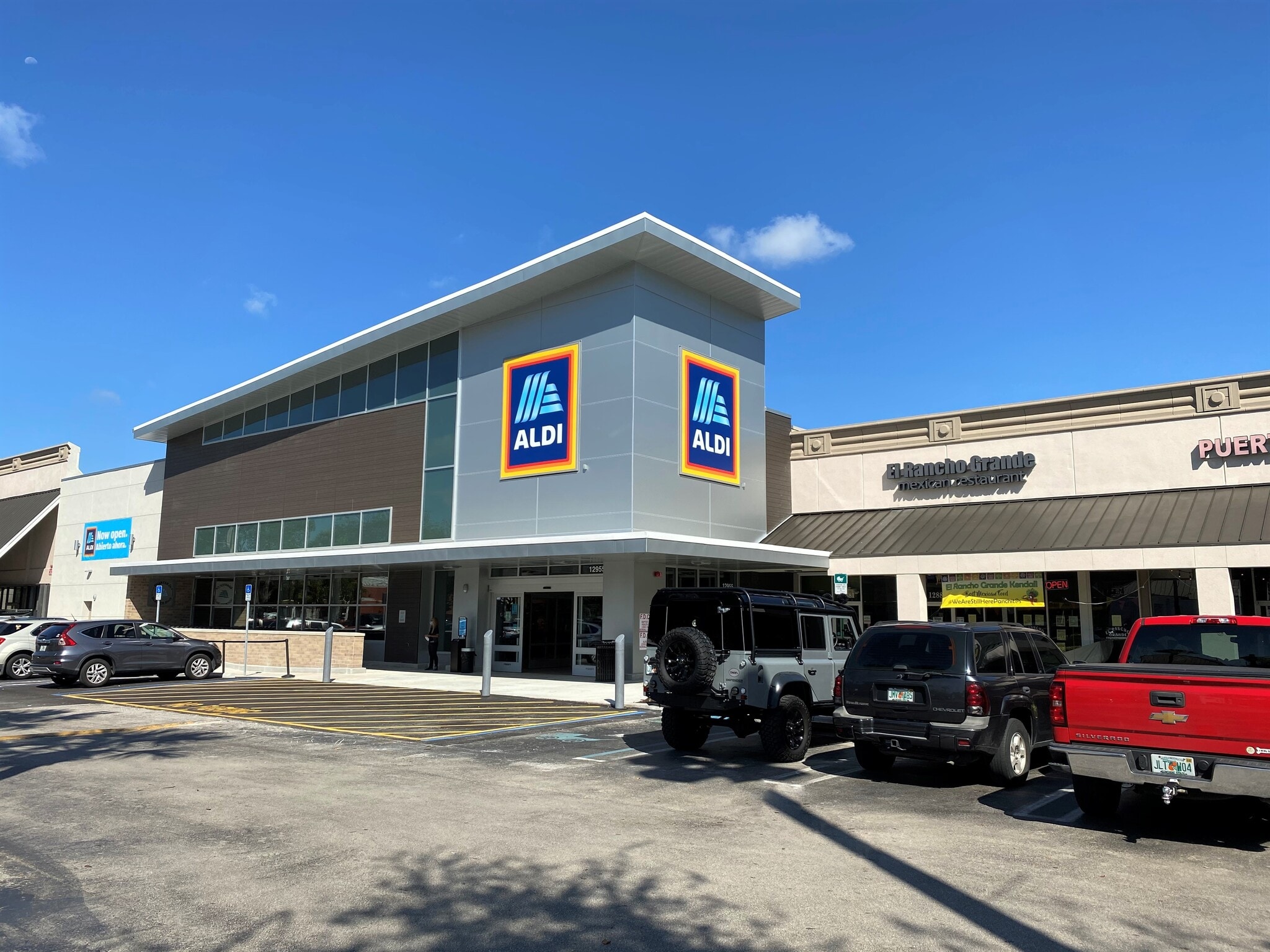 12851-13091 SW 88th St, Miami, FL à louer Photo du bâtiment- Image 1 de 9