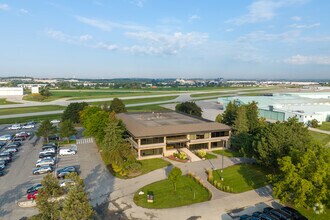 180 Renfrew Dr, Markham, ON - AÉRIEN  Vue de la carte