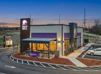 More details for 1504 Wilkins way, Mitchell, IN - Retail for Sale