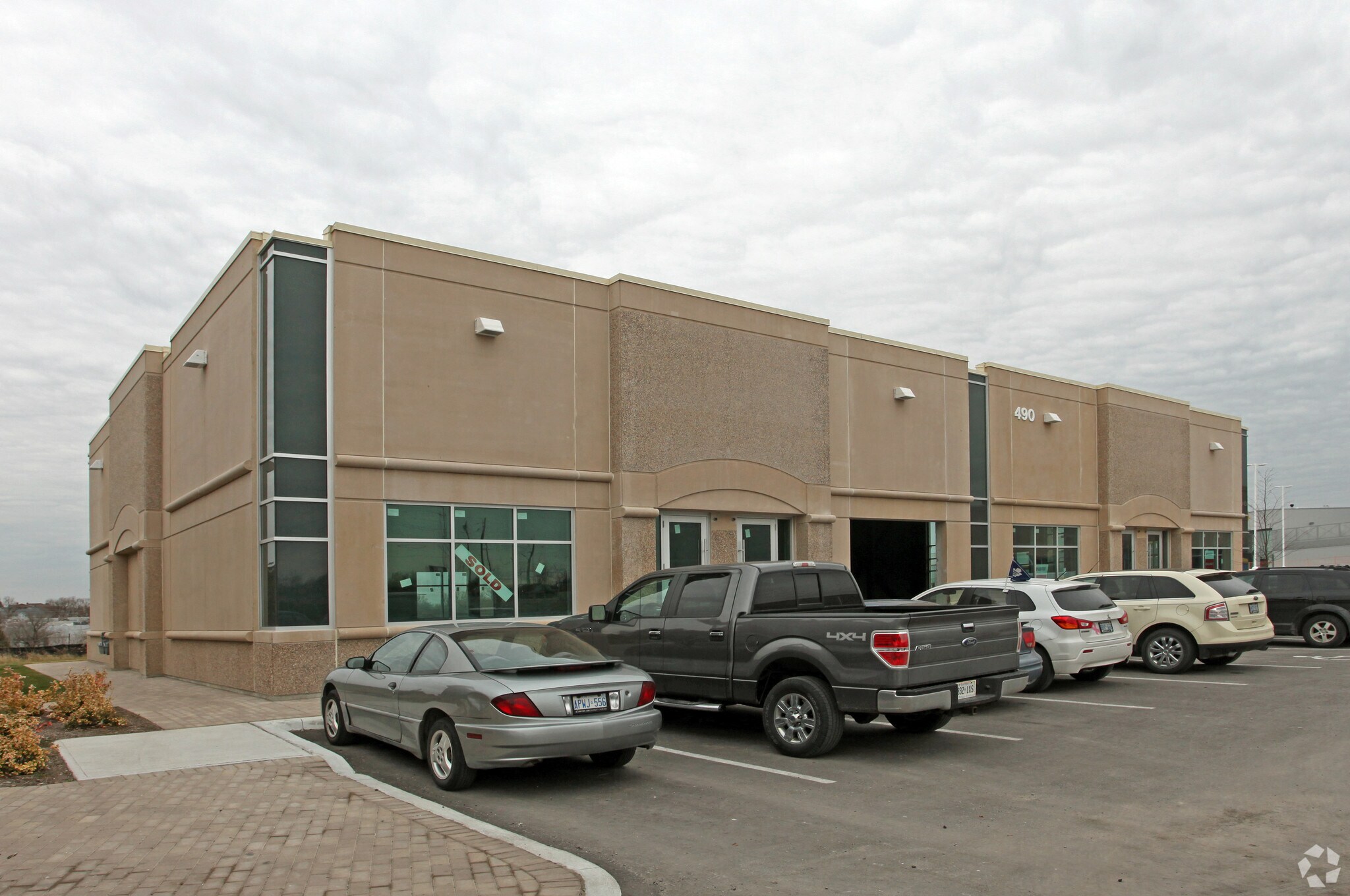 490 Harry Walker Pky S, Newmarket, ON à vendre Photo principale- Image 1 de 1