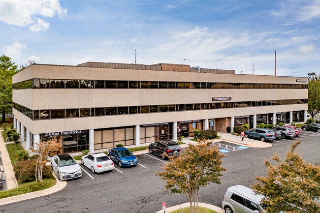 More details for 131 Elden St, Herndon, VA - Office for Lease