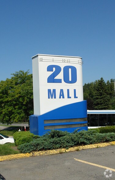 2080 Western Ave, Guilderland, NY for lease - Building Photo - Image 2 of 7