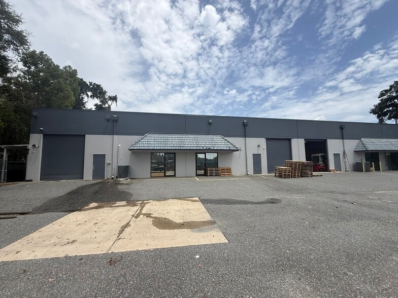 810 NW 25th Ave, Ocala, FL for lease - Building Photo - Image 3 of 3