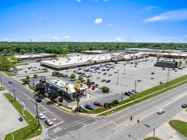 More details for 2917 N Vermilion St, Danville, IL - Retail for Sale