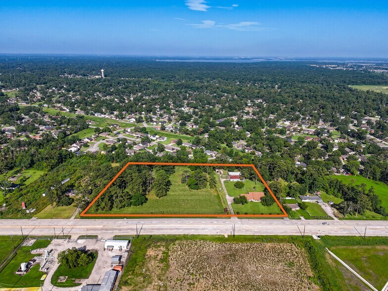 17431 FM 2100 Rd, Crosby, TX à vendre - Photo du bâtiment - Image 3 de 9
