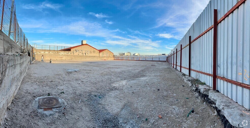 Calle Bernarda García, 14, Madrid, Madrid for lease - Building Photo - Image 3 of 10