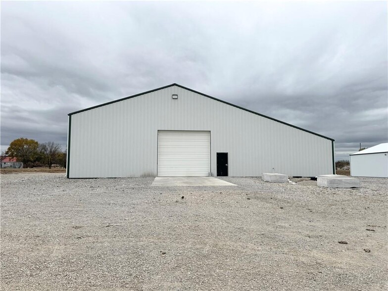 96 SE 501st Rd, Warrensburg, MO for sale - Building Photo - Image 1 of 1